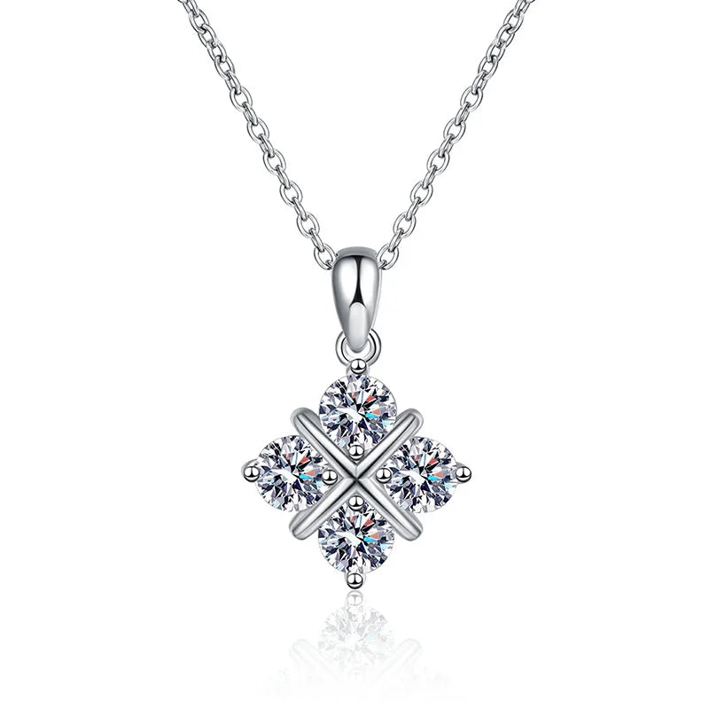 Moissanit-Halskette 4x4 mm Emerald Cut aus 925 Sterling Silber | Soraya Nova