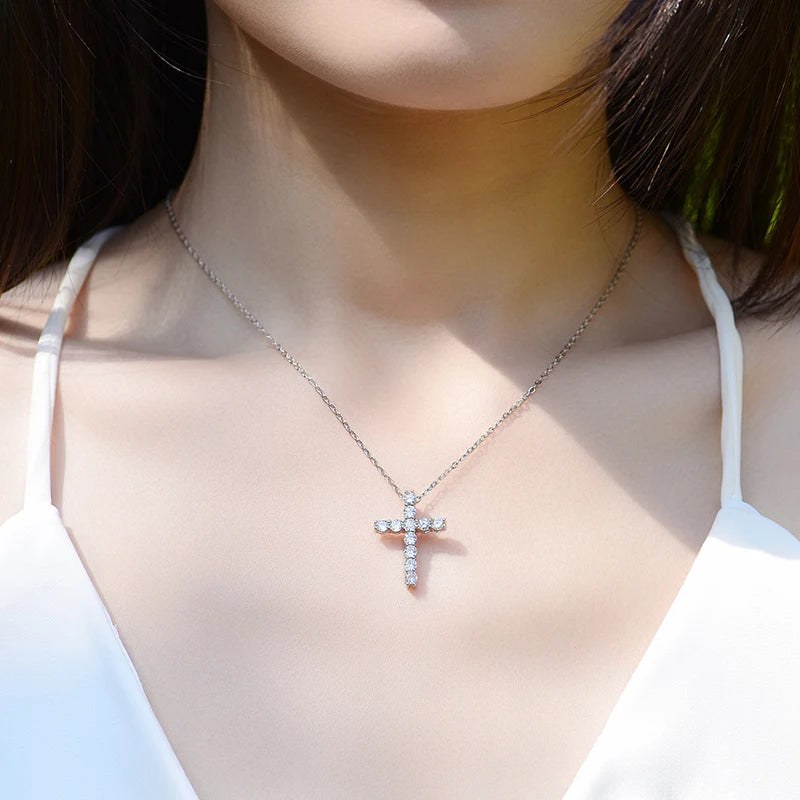 Moissanit Kreuz Anhänger Halskette – 925 Sterling Silber, 18K Weißgold plattiert | Unisex
